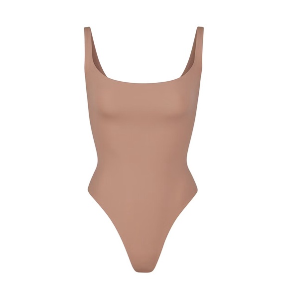 Skims Fits Everybody Square Neck Thong Bodysuit in Sienna - Picture 4 of 12